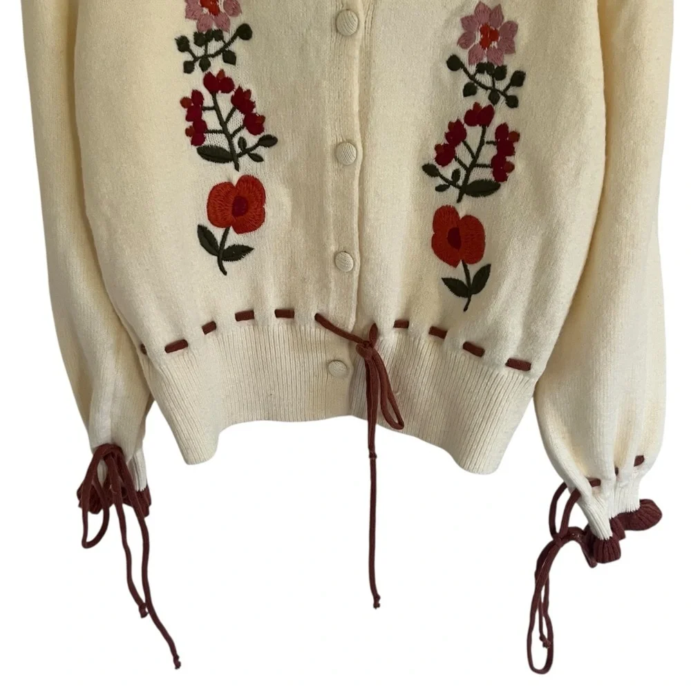 Listicle Beige Brown Floral Embroidered Knit Cardigan NWT Small - Picture 4 of 14